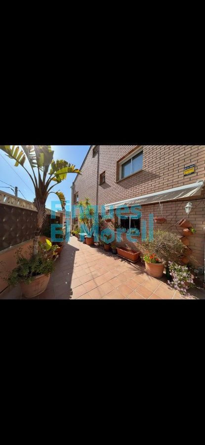 Casa de 242 m² en Vila-rodona