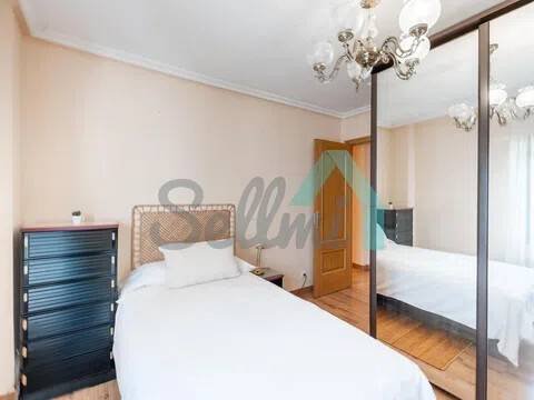 Piso de 75 m² en Avilés