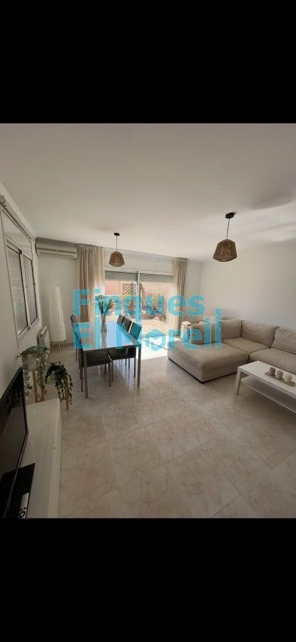 Casa de 242 m² en Vila-rodona