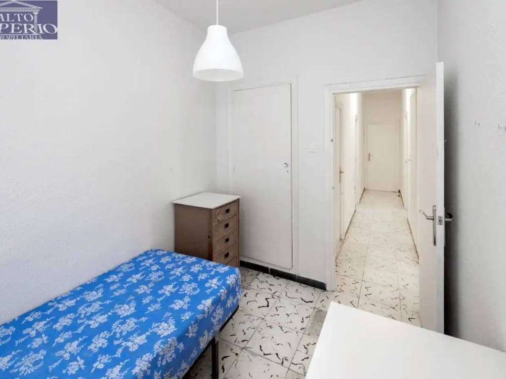 Piso de 105 m² en Granada