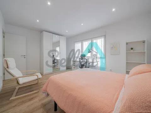 Piso de 114 m² en Oviedo