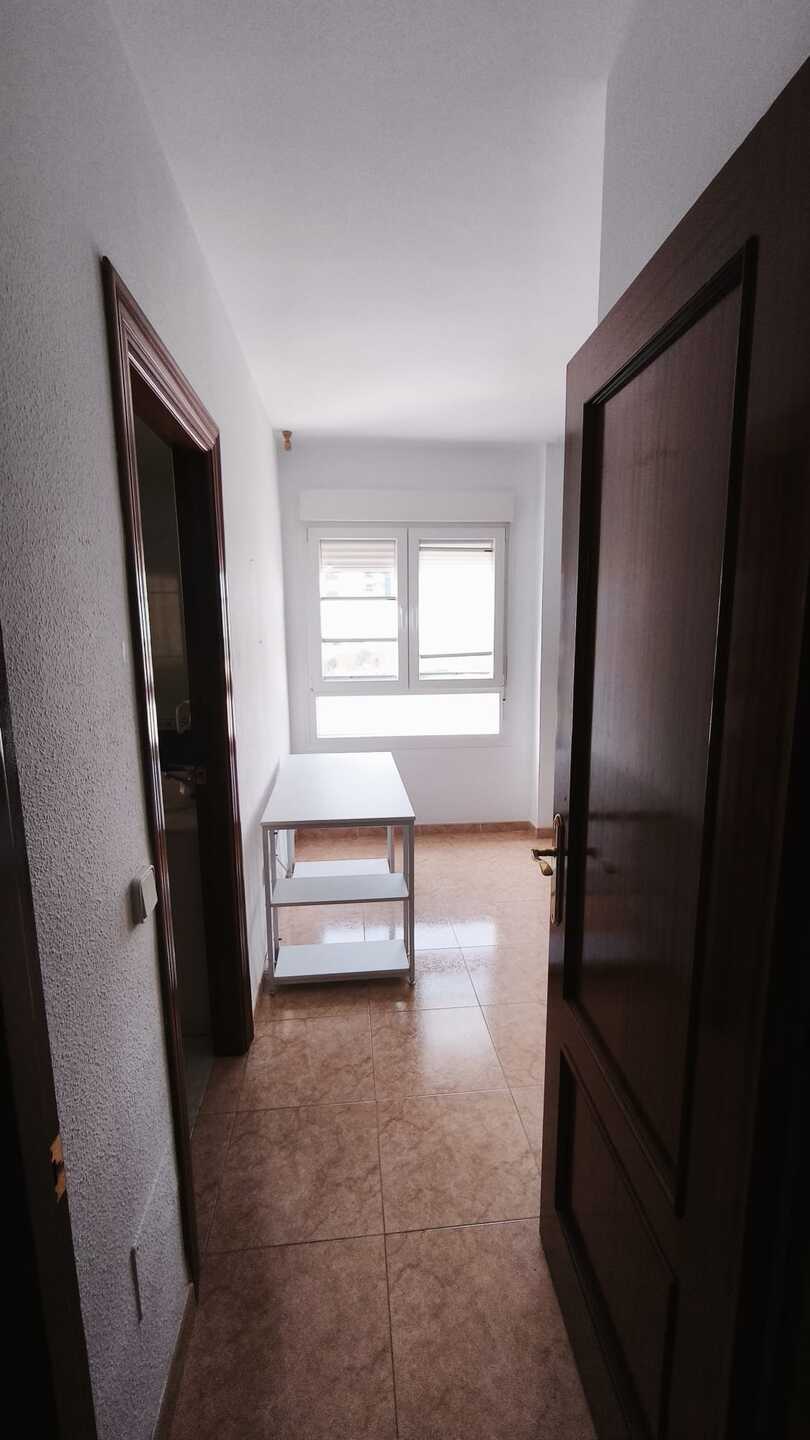Piso de 85 m² en Almería