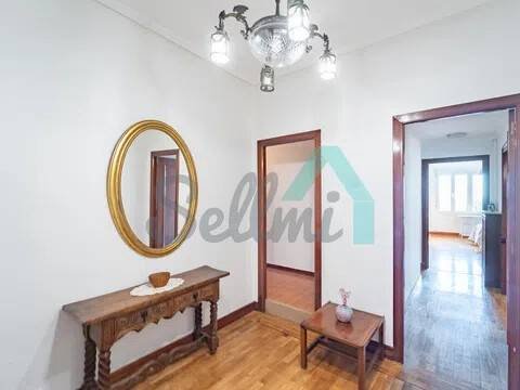 Piso de 212 m² en Oviedo