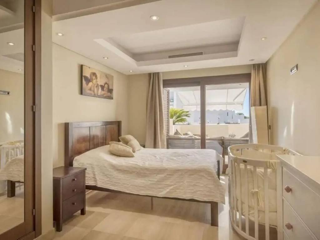 Piso de 200 m² en Estepona