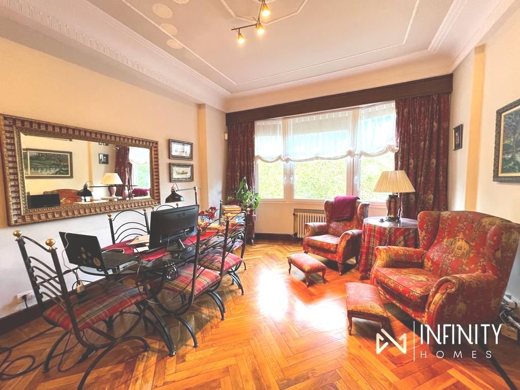 Piso de 180 m² en Bilbao