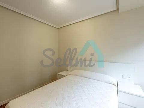 Piso de 64 m² en Oviedo