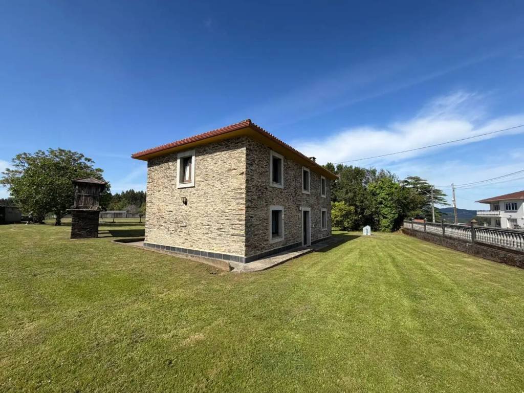 Casa de 182 m² en Valdoviño