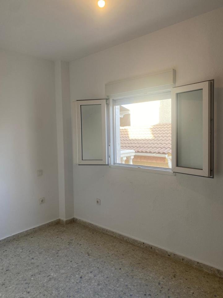 Casa de 110 m² en Dos Hermanas