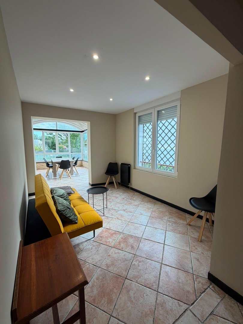 Casa de 328 m² en Gijón