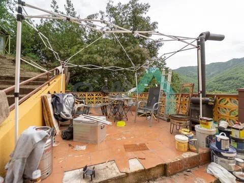 Casa de 100 m² en Mieres