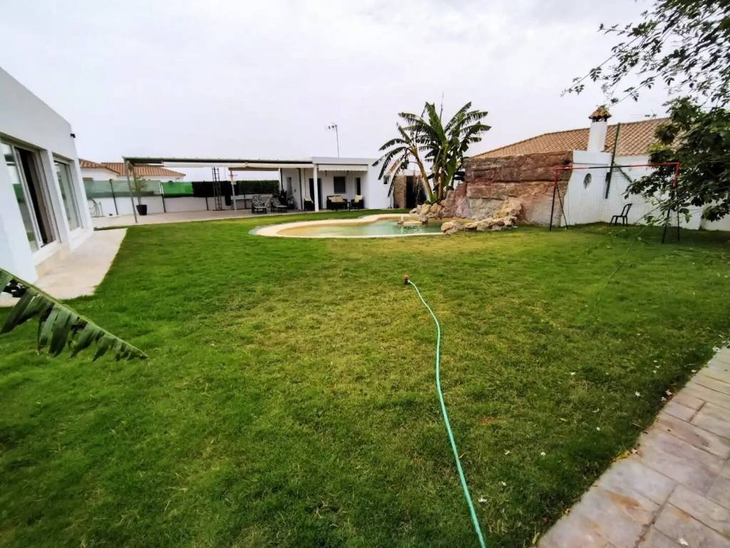 Будинок 160 м² у Chiclana de la Frontera