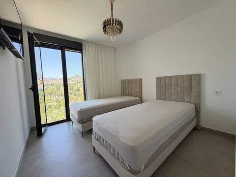Piso de 324 m² en Estepona