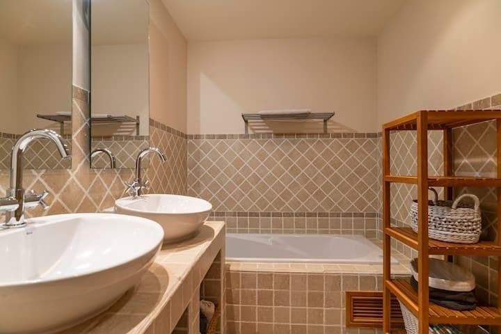 Flat 130 m² in Estepona