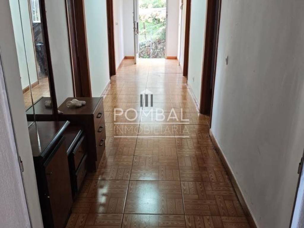 Casa de 97 m² en Parada de Sil