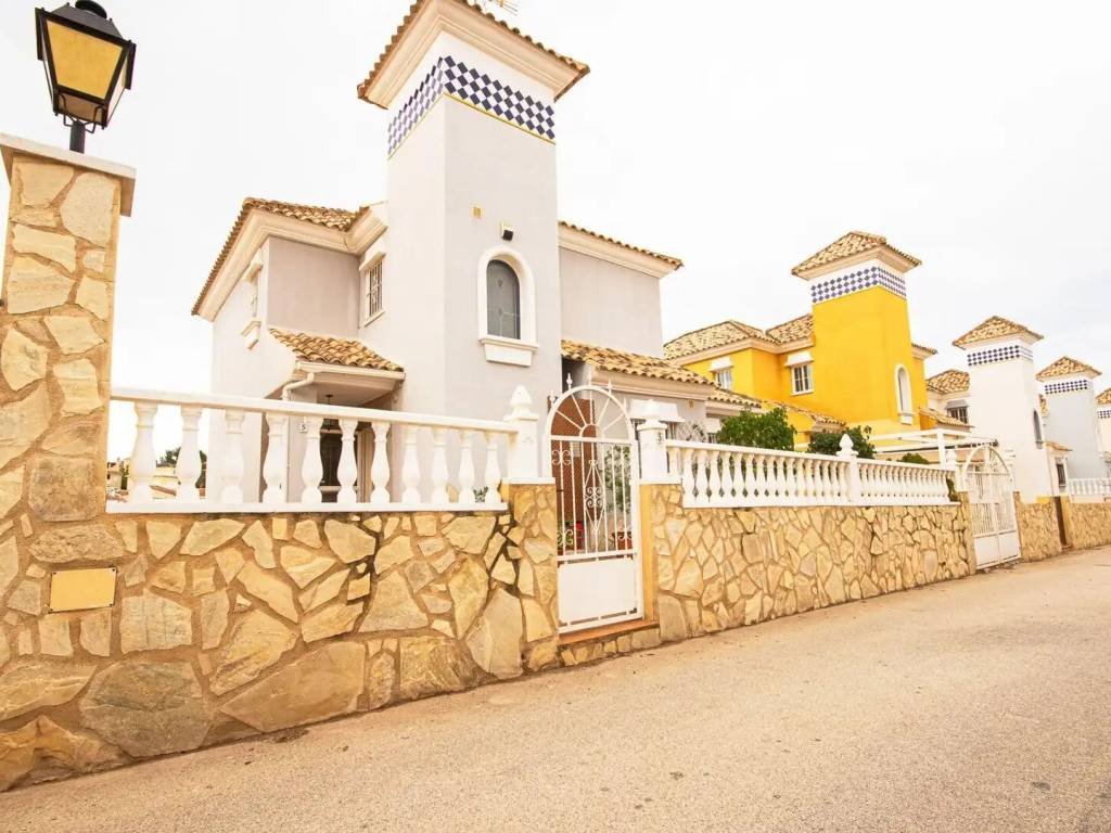 Casa de 123 m² en Orihuela
