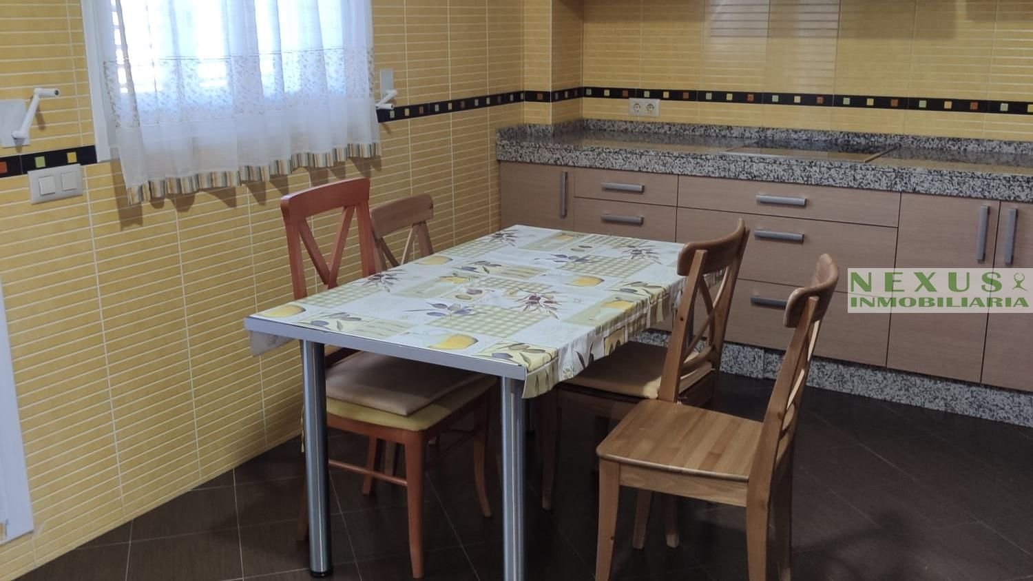Appartamento 280 m² a Cáceres