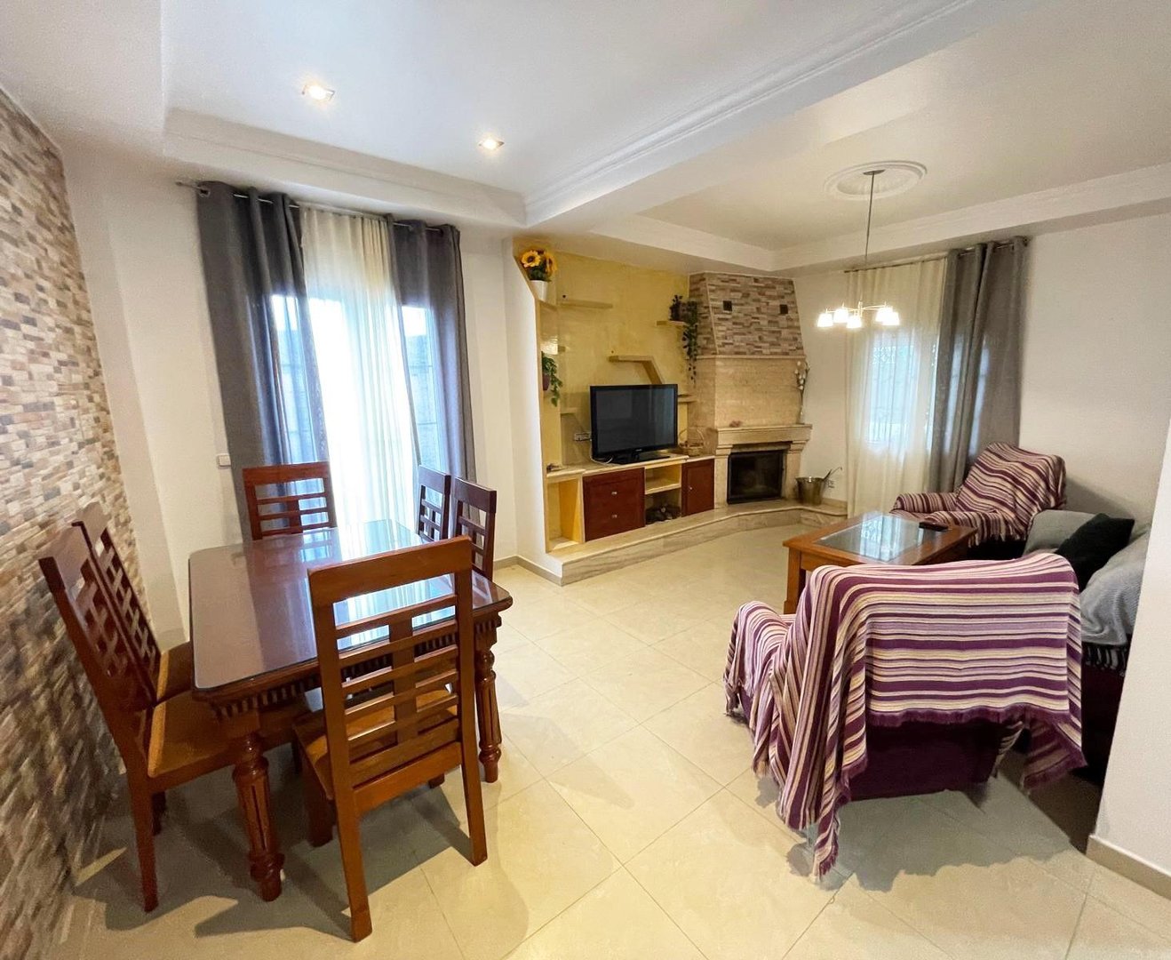 Casa de 232 m² en Setenil de las Bodegas