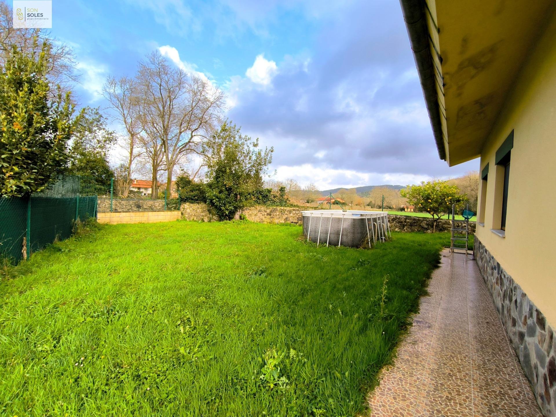 Casa de 140 m² a Hazas de Cesto