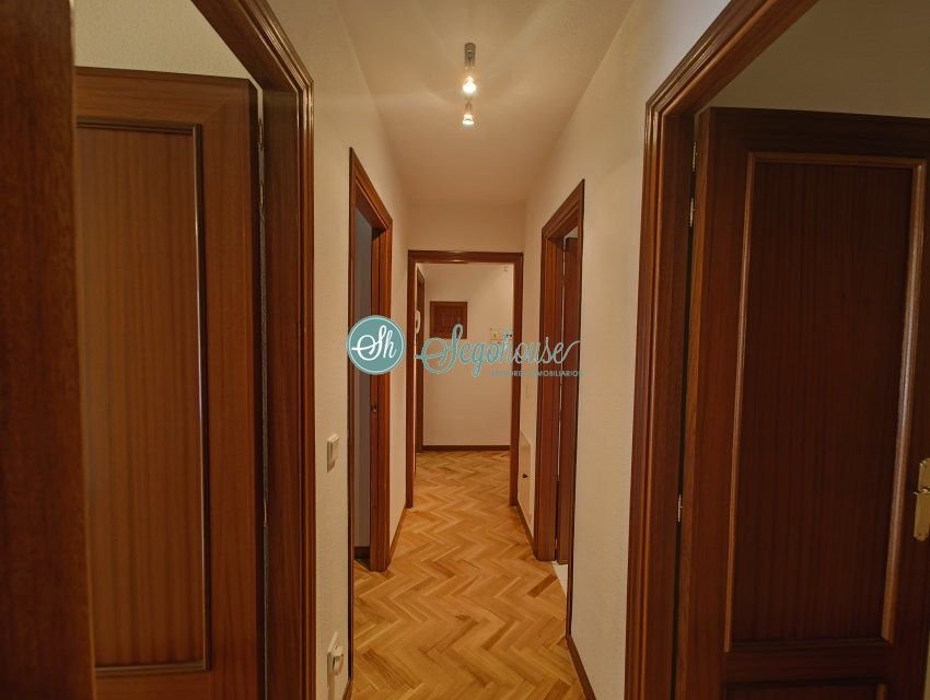 Piso de 129 m² en Segovia