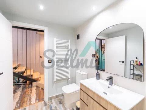 Casa de 200 m² en Mieres