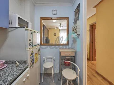 Piso de 48 m² en Oviedo