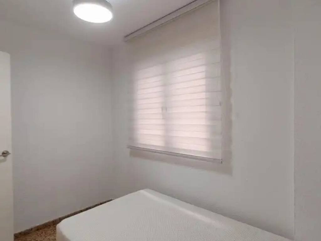 Piso de 90 m² en Alicante