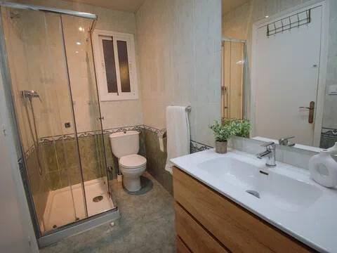 Habitación 140 m², Lérida
