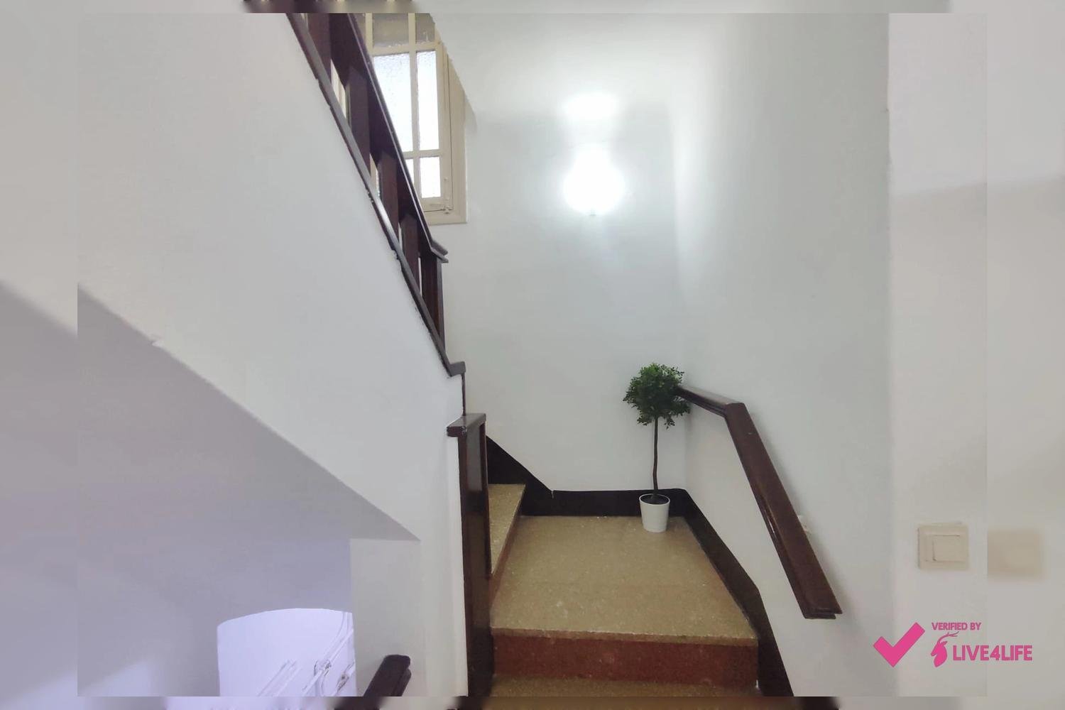 Habitación 310 m², Granada