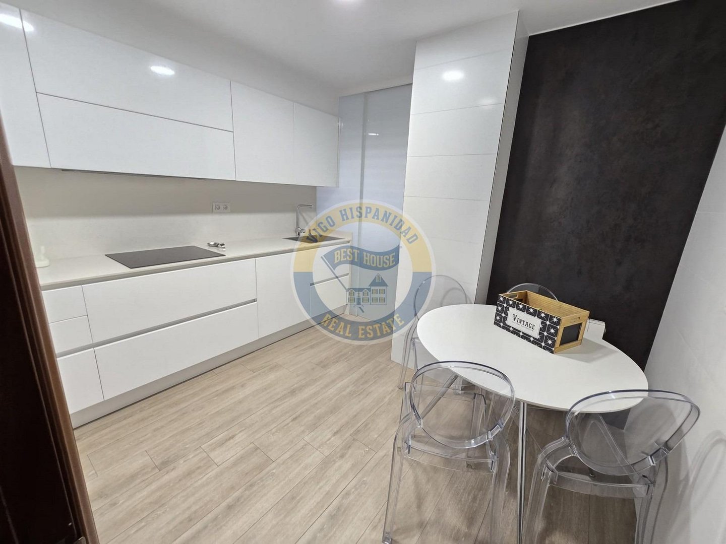 Flat 100 m² in Vigo