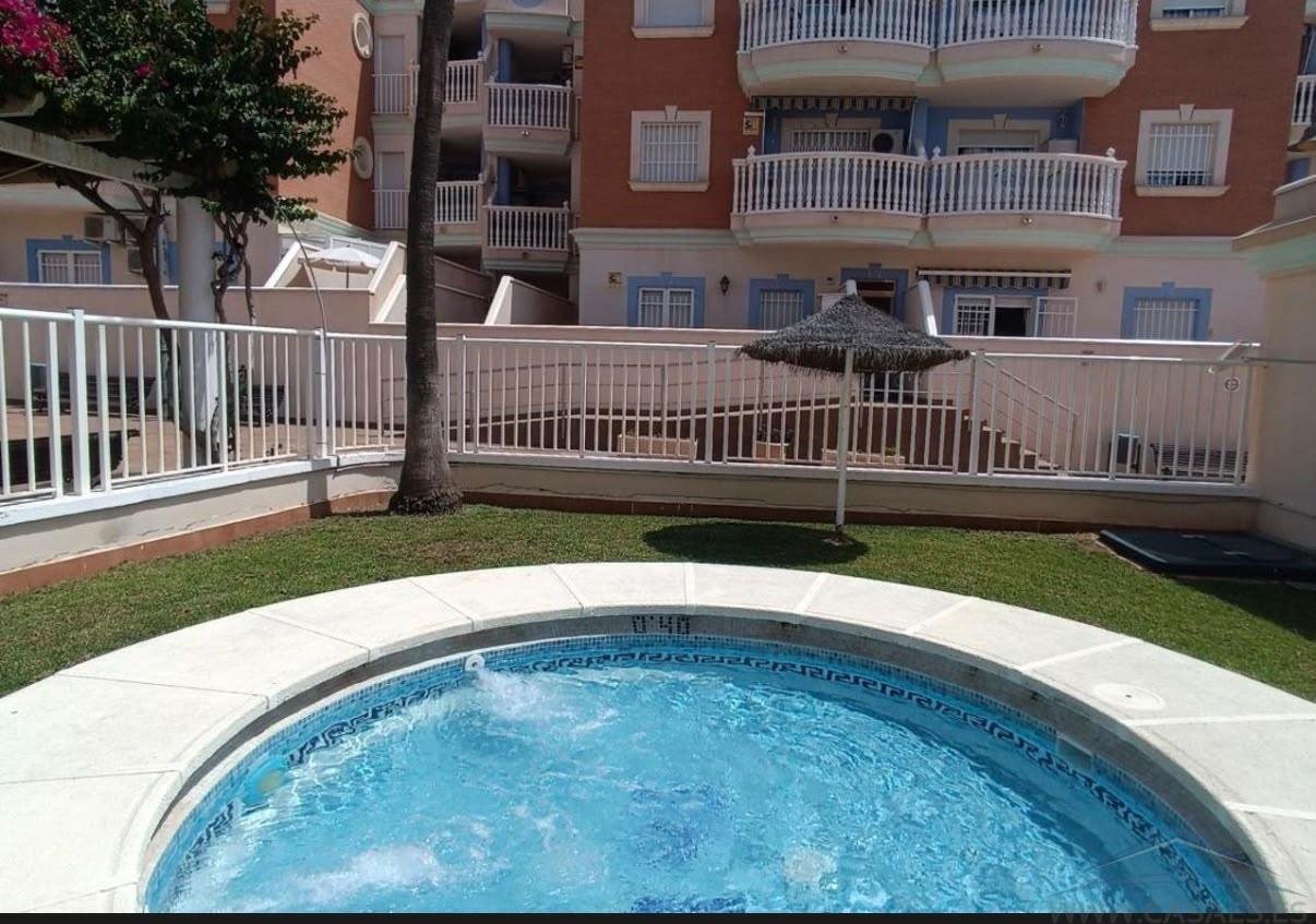 Piso de 95 m² en Roquetas de Mar