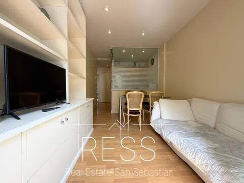 Piso de 59 m² en San Sebastián