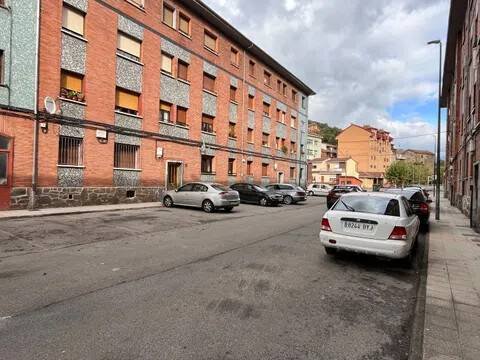 Piso de 65 m² en Aller