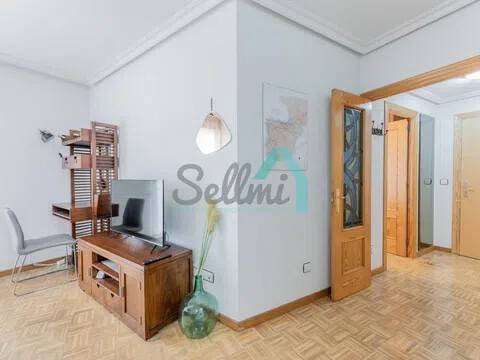 Piso de 54 m² en Oviedo