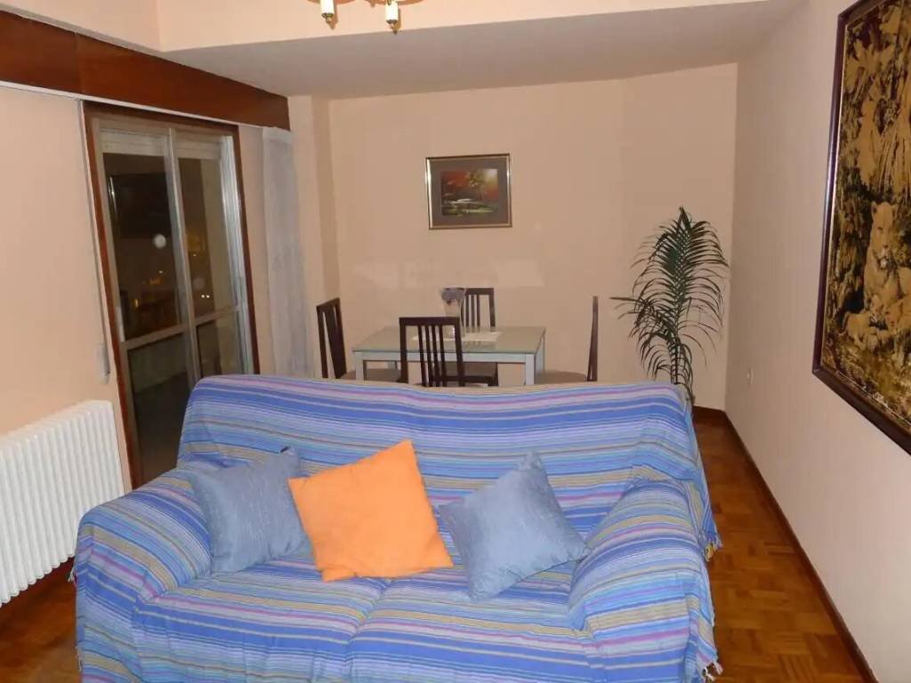 Piso de 140 m² en Ourense