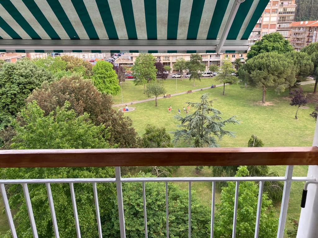 Piso de 80 m² en Laredo
