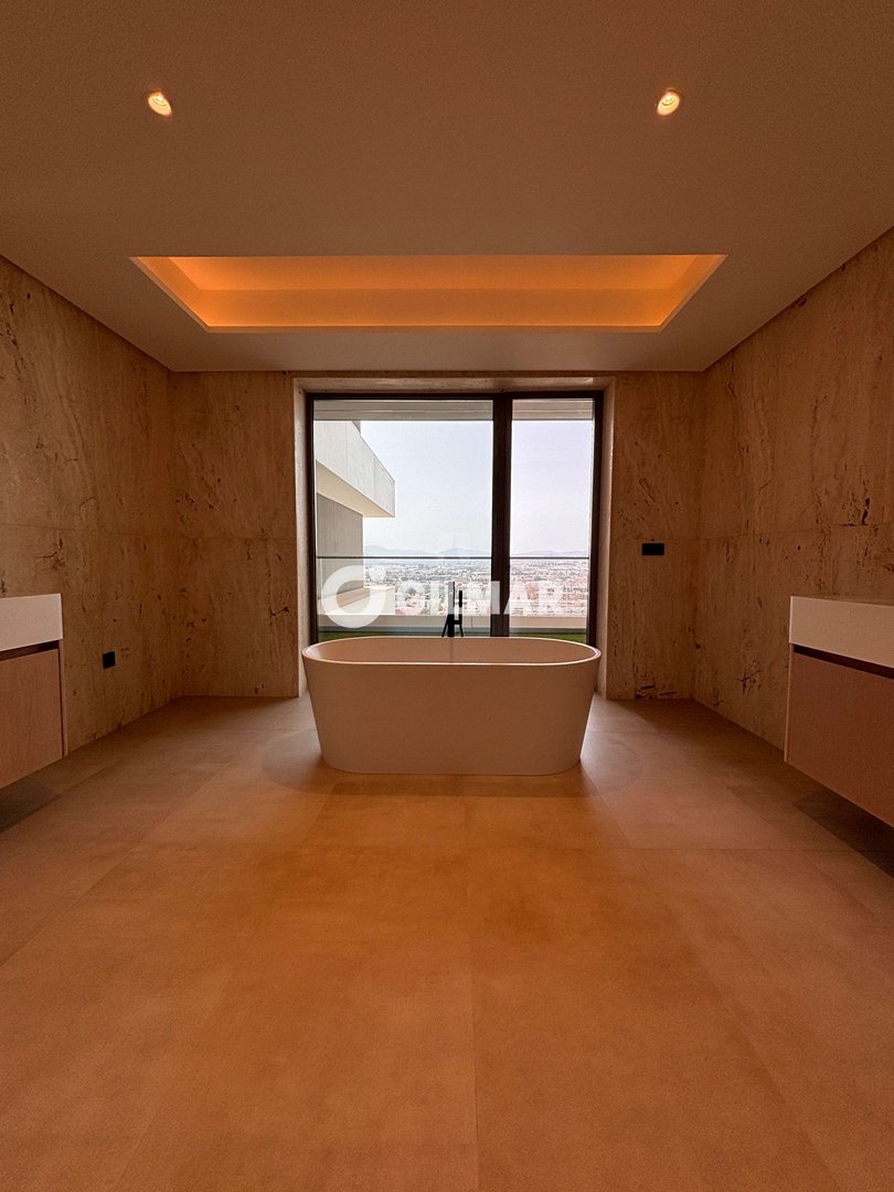 Wohnung 309 m² in Málaga