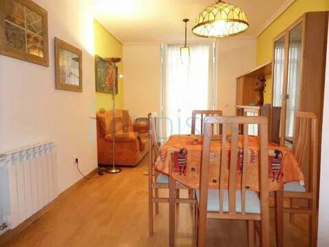 Piso de 60 m² en Santander