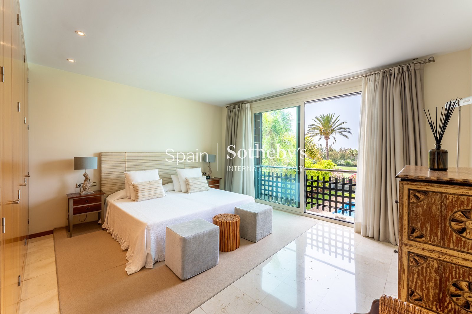 Casa de 742 m² en Arona