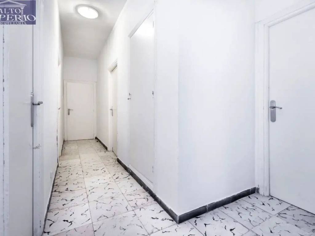 Piso de 105 m² en Granada
