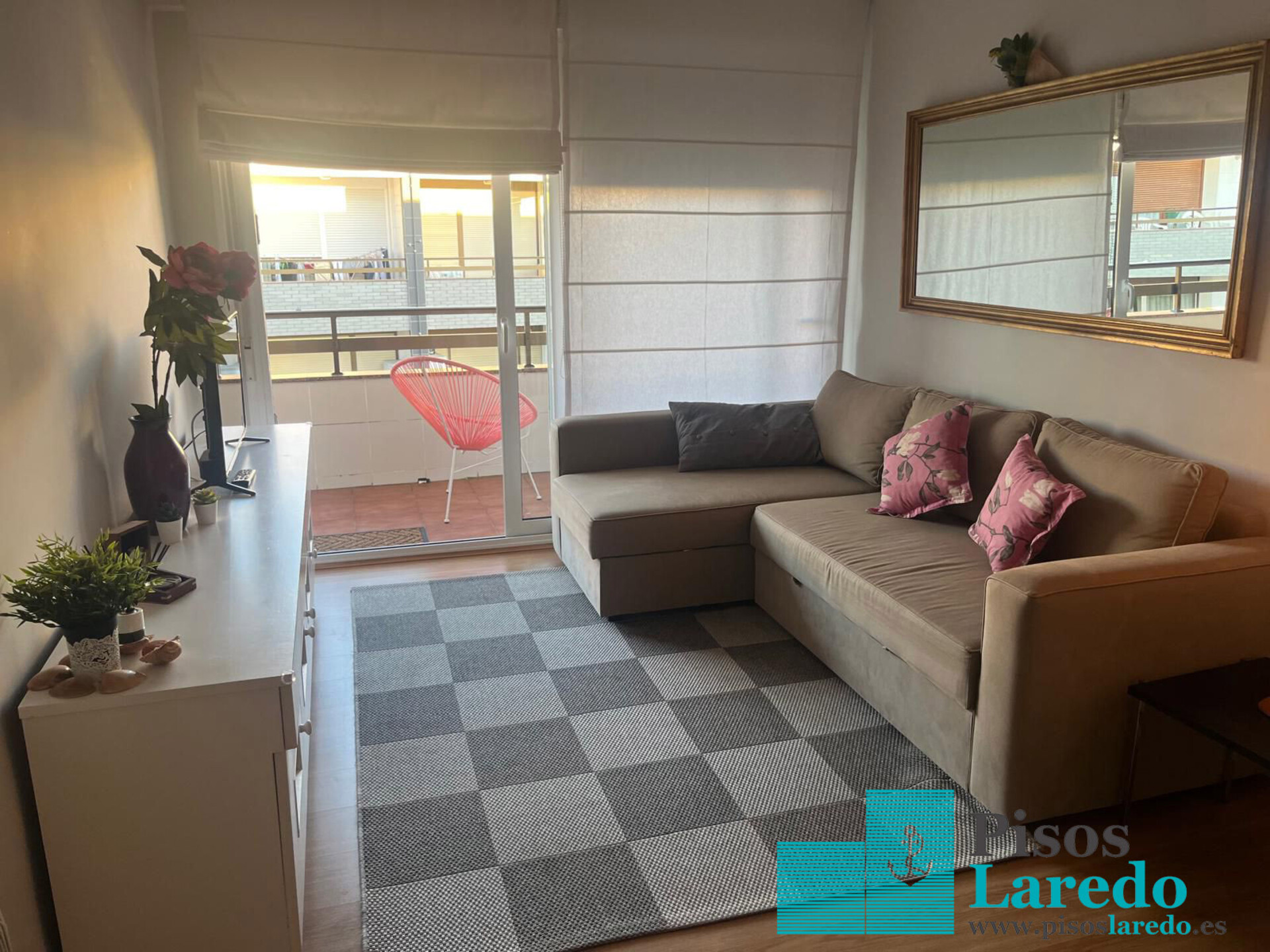 Piso de 65 m² en Laredo