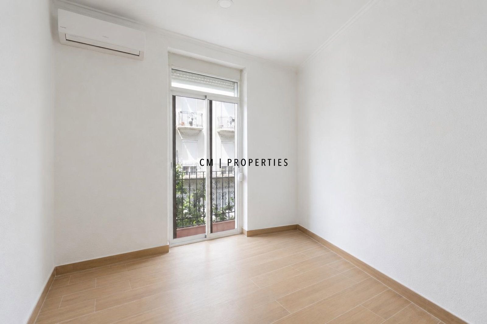 Pis de 77 m² a València