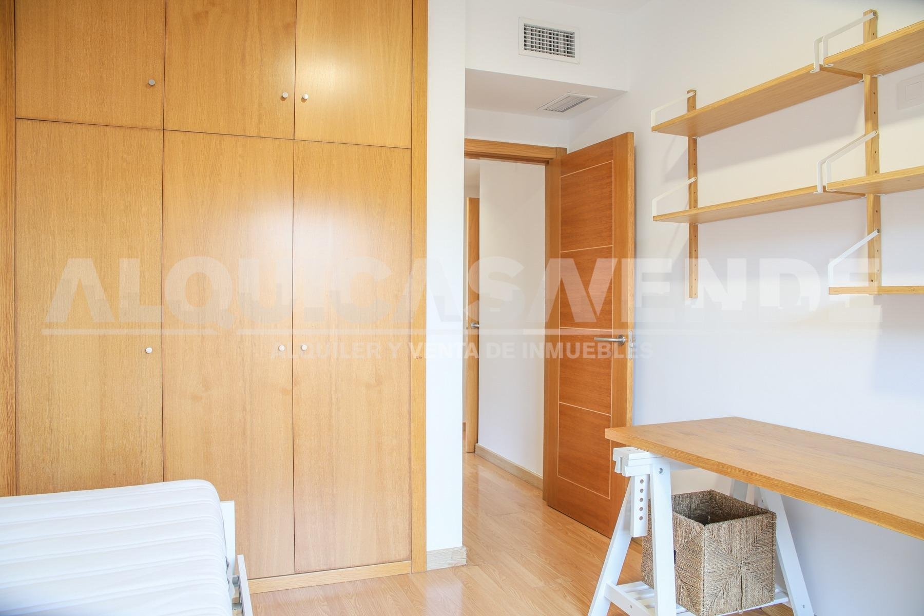 Piso de 65 m² en Sevilla