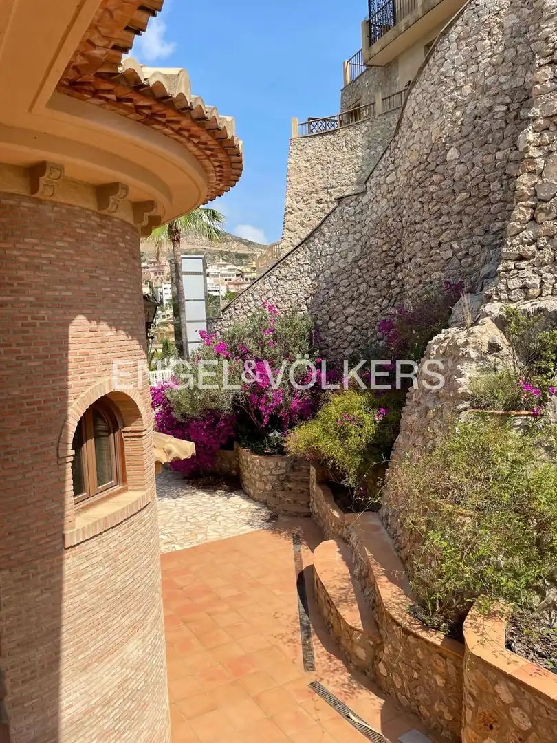 Casa de 687 m² en Cullera