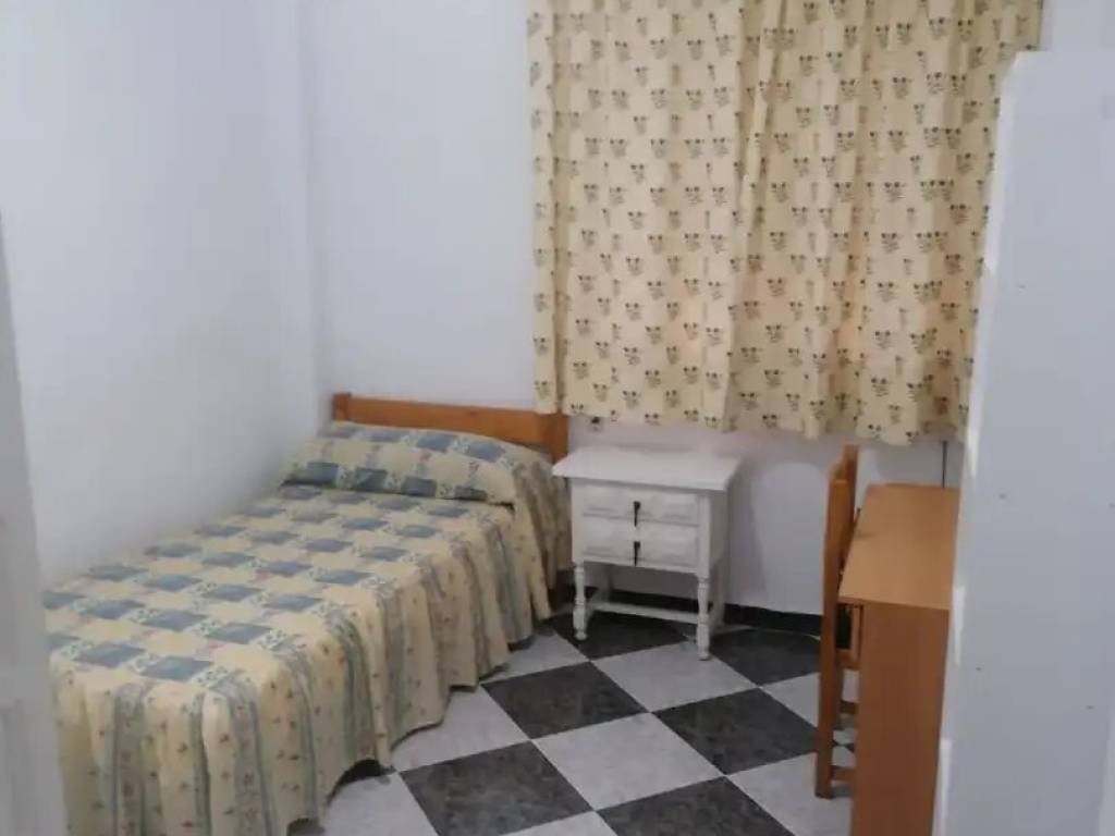 Piso de 80 m² en Sevilla