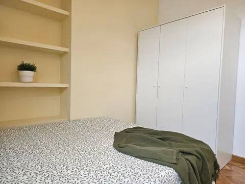 Chambre 250 m², Madrid