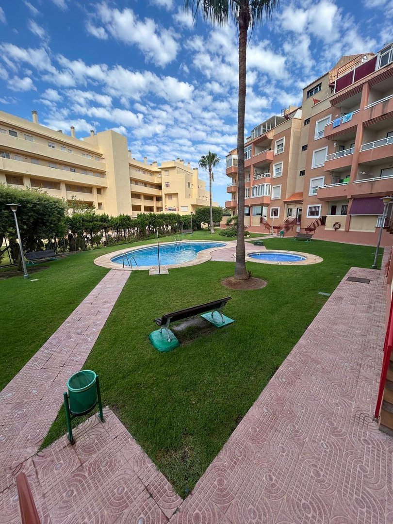 Pis de 113 m² a Roquetas de Mar