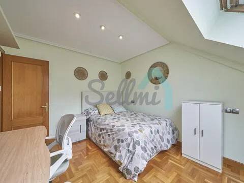 Piso de 70 m² en Oviedo