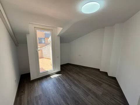 Wohnung 143 m² in Rocafort