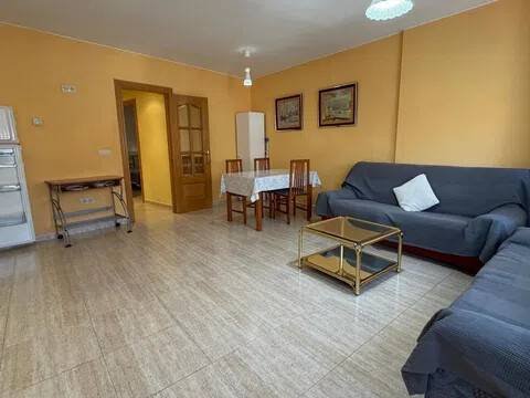 Stanza 90 m², La Almunia de Doña Godina