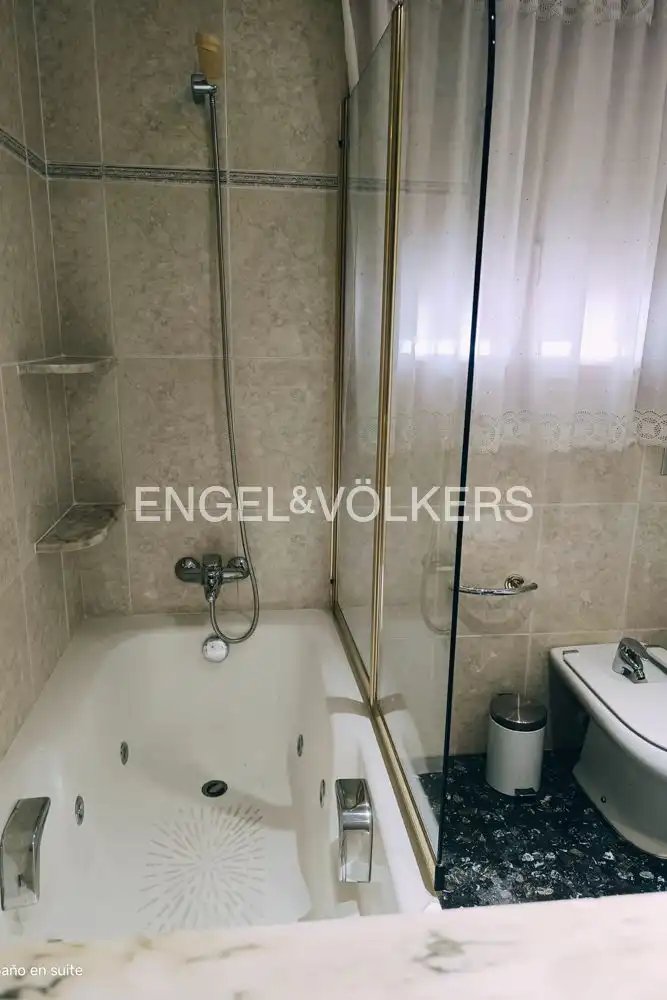 Flat 200 m² in Ontinyent